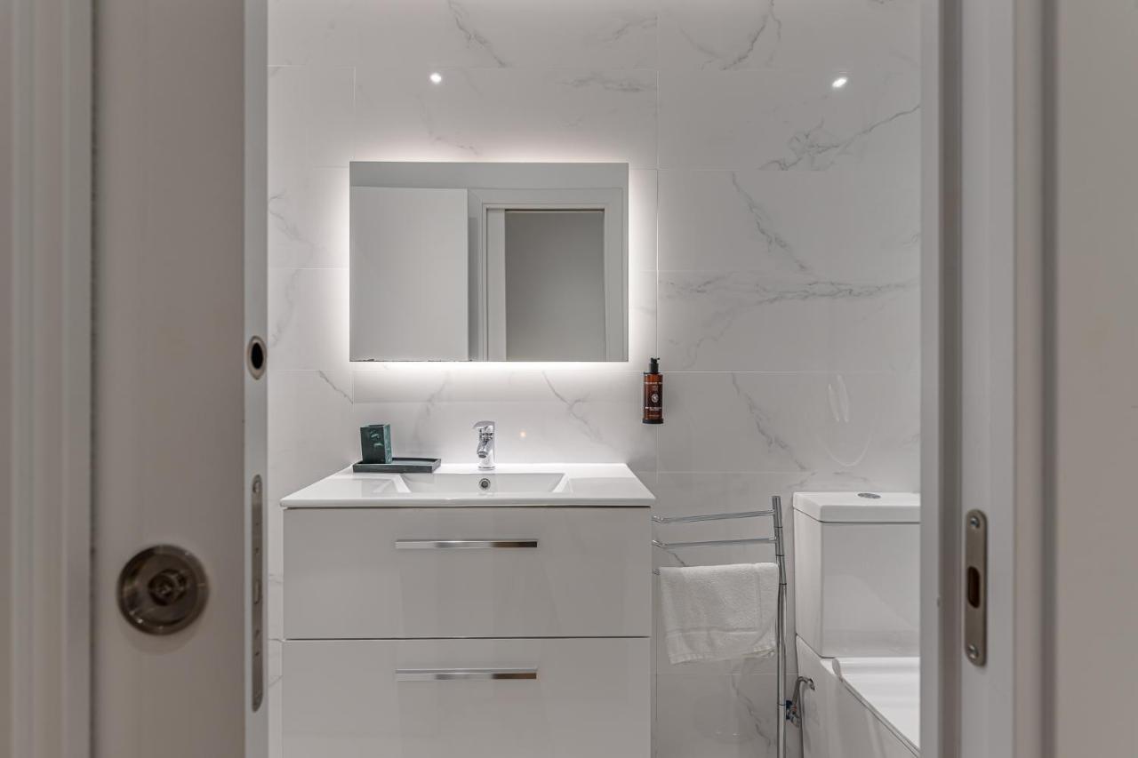 Apartamento Waou Essence I Anton Martin Madrid Exterior foto